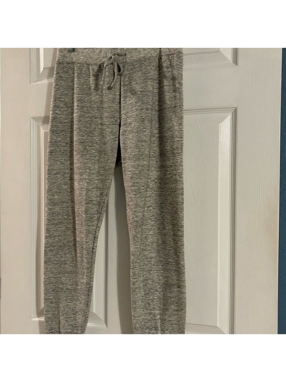 Hollister Marled Gray Soft Knit Jogger Sz L